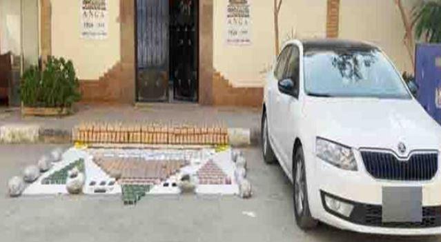 " الداخلية": إحباط محاولة تهريب 2500 طربة حشيش داخل سيارة 