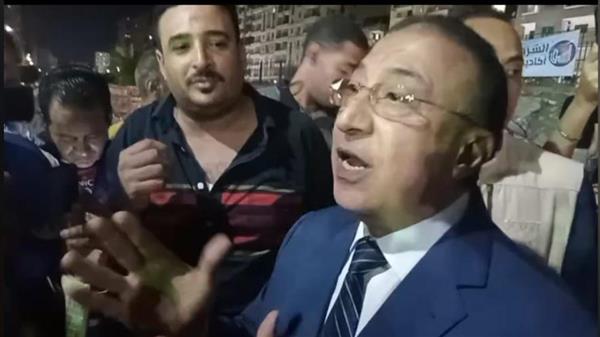 محافظ الإسكندرية وجولة مفاجئة بسوق دربالة بالمنتزه أول ويستمتع إلى شكاوى المواطنين