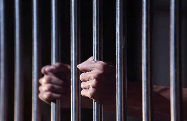 حبس ٦ من تجار الكيف قبل إغراق البلاد بالحشيش
