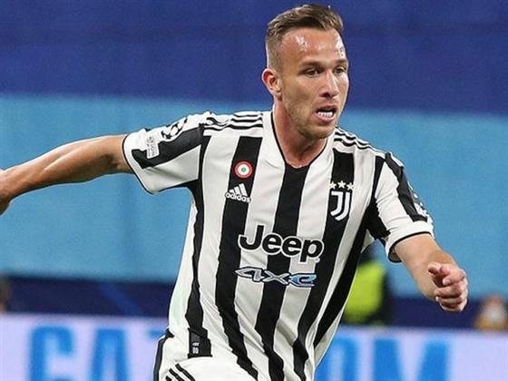 رسميا.. ليفربول يضم اللاعب البرازيلي آرثر ميلو