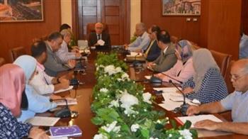   محافظ بورسعيد يطالب بتطوير أداء العمل لتحقيق التنمية المستدامة