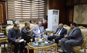   محافظ المنيا يستقبل وفد بعثة البنك الدولي والمكتب التنسيقي لبرنامج التنمية المحلية بصعيد مصر