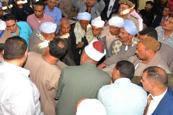 استمرت لسنوات.. إنهاء خصومة ثأرية بين عائلتين فى سوهاج