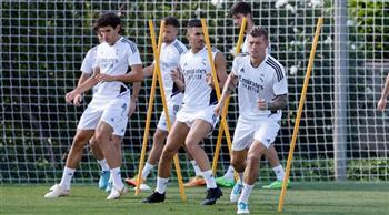 ريال مدريد يستأنف تدريباته بغياب 15 لاعبًا