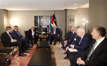   رئيس فلسطين يستقبل وزير الخارجية الجزائري