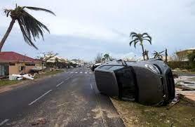   إعصار «فيونا» يترك عشرات الأسر عالقة فى بورتوريكو ويتسبب فى فيضانات تاريخية