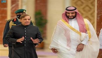   ولي العهد السعودي ورئيس الوزراء الباكستاني يبحثان هاتفيا سبل تعزيز التعاون الثنائي