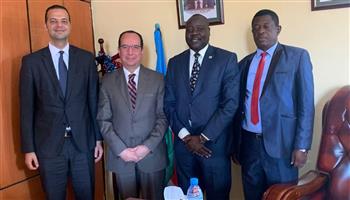   سفير مصر في جوبا يلتقي وزير الشئون الفيدرالية الجنوب سوداني