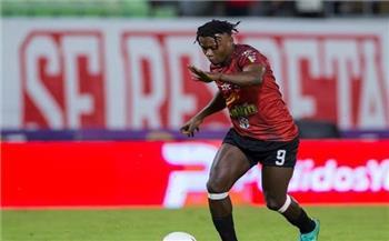 رئيس الزمالك يكشف مصير صفقة البنيني سامسون أكينولا