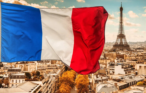 مكتب المدعي العام في باريس يفتح تحقيقا بشأن هجوم إلكتروني على مركز طبي ببلدة «كورباي إيسون»