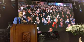   رئيس جامعة الإسكندرية يشهد حفل خريجي الدفعة 81 لكلية الحقوق