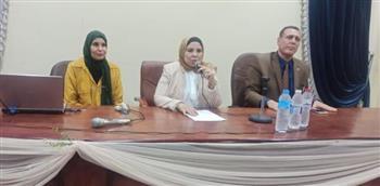 جامعة الفيوم: استمرار فعاليات مشروع التنور المجتمعي في التدريب الصيفي للطلاب