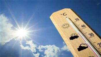   «الأرصاد»: غدا طقس شديد الحرارة نهارا معتدل ليلا.. العظمى بالقاهرة 35