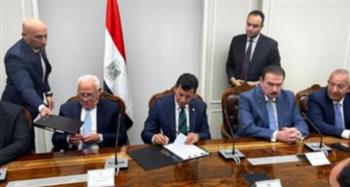   المصري يوقع عقد إنشاء استاده الجديد
