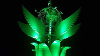   أيقونة السلام بشرم الشيخ تتزين باللون الأخضر احتفالاً باليوم الوطني السعودي