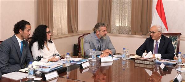 وزير التعليم يبحث أوجه التعاون مع ممثل منظمة يونيسيف في مصر