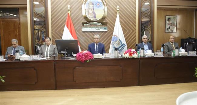 مجلس جامعة جنوب الوادي يناقش استعدادات الجامعة للعام الجامعي الجديد