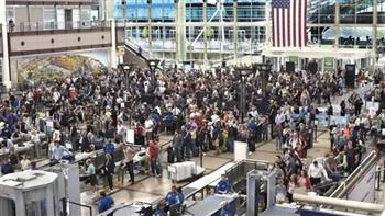   المطارات الأمريكية تستعد لإعصار إيان بإلغاء مئات الرحلات