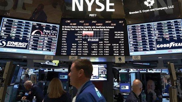 الأسهم الأمريكية تتراجع للجلسة السادسة مع إصرار الفيدرالي على التحدي