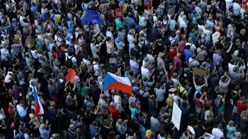 الآلاف يتظاهرون في التشيك ضد السياسات الحكومية