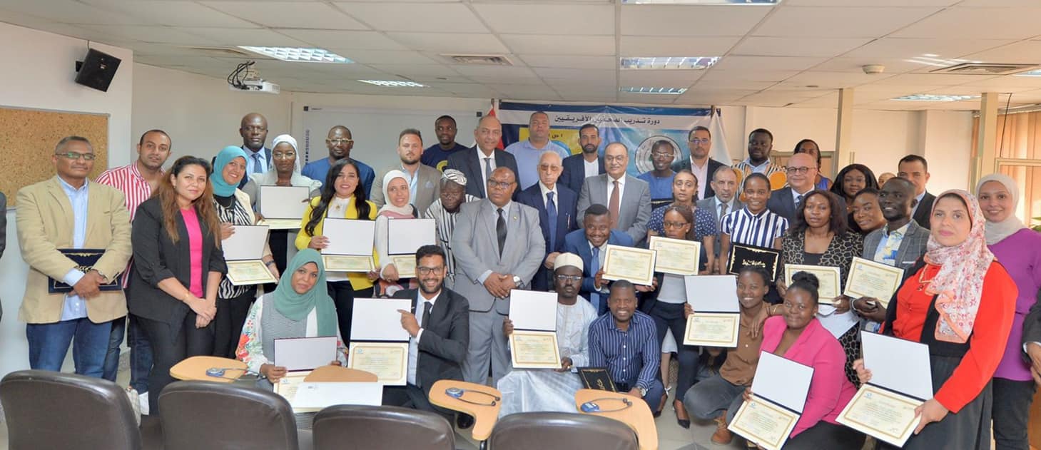 «الأعلى للإعلام » يختتم الدورة التدريبية الـ 55 للصحفيين الأفارقة
