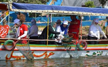   الغربية تنفذ أكبر حملة تنظيف فرع النيل بكفر الزيات بمشاركة ١٠٠ شاب وفتاة