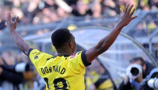 كواليس خلاف دورتموند مع موكوكو