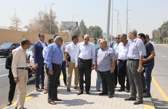 محافظ الجيزة: توسعة الطريق التبادلى بجوار القرية الذكية بطول 3,5 كم