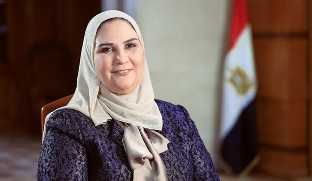وزيرة التضامن تعلن تكثيف حملات الكشف على سائقى الحافلات المدرسية