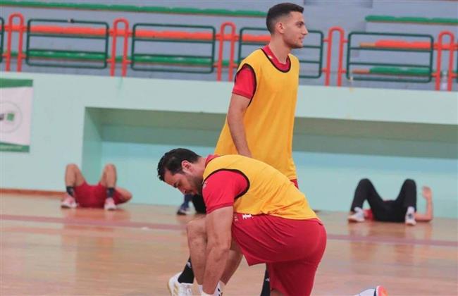 «رجال يد الأهلي» ينهي مرانه استعدادًا لمباراة فلاورز البنيني