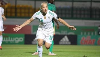 الجزائري سفيان فيغولي يدخل حسابات الأهلي