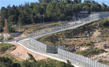   إسرائيل تطلق قنبلتين صوتيتين باتجاه السياج التقني مع لبنان