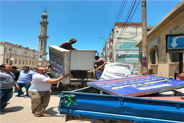 رفع 730 حالة إشغال طريق مخالف بنطاق ٥ مراكز بالبحيرة