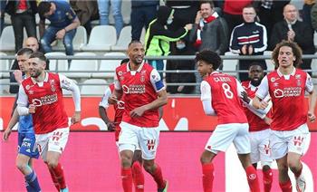   ستاد ريمس يتعادل مع لانس 1-1 في الدوري الفرنسي