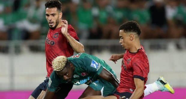 الدوري المغربي.. الرجاء يتعادل مع أولمبيك آسفي بهدفين لكل منهما