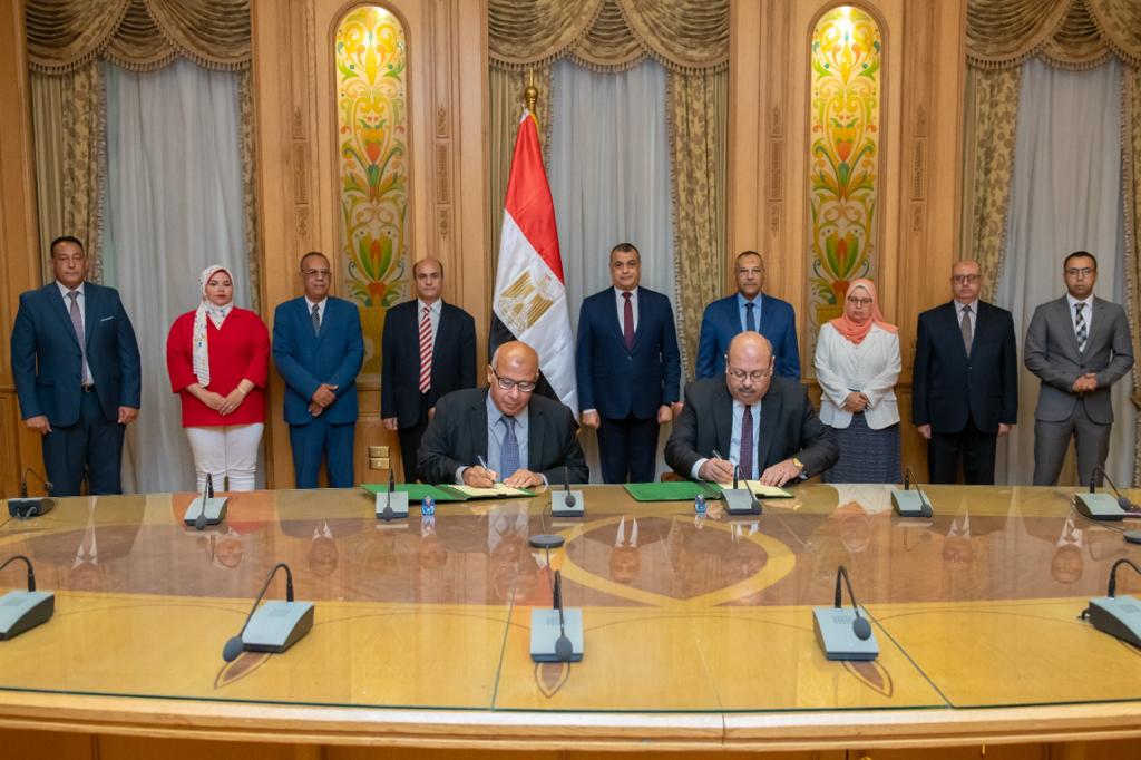 توقيع بروتوكول تعاون بين «الإنتاج الحربي» و«جامعة القاهرة»
