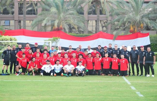 جمال علام يزور معسكر المنتخب الأوليمبي في الإسكندرية