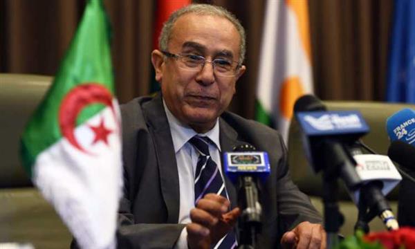 العمامرة يبحث مع عدد من نظرائه العرب بنود جدول أعمال القمة المقبلة بالجزائر