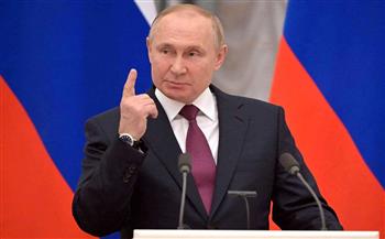   بوتين: حمى العقوبات الغربية تشكل تهديد للعالم