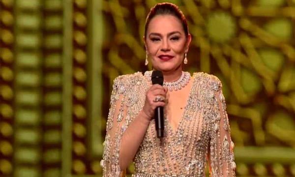 الفن محتاجلكم.. شريهان تشيد بفرقة «مياس» فى تصفيات Americas Got Talent