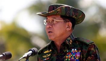   رئيس وزراء ميانمار يصف بوتين بأنه «زعيم العالم»