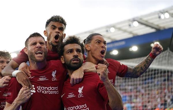 محمد صلاح يقود هجوم ليفربول أمام نابولى بدورى أبطال أوروبا