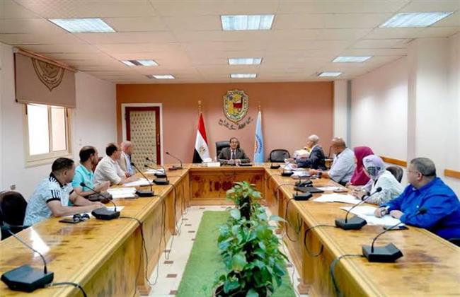 رئيس جامعة سوهاج يعتمد خطة الأنشطة الطلابية بميزانية قدرها 3 ملايين و742 ألف جنيه