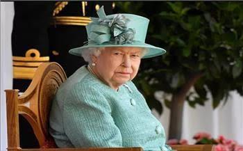   إلغاء المباريات وإغلاق المتاجر في بريطانيا حدادًا على وفاة الملكة إليزابيث