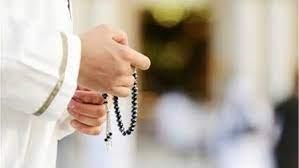 ما حكم الصلاة على النبي عند البيع والشراء؟.. دار الإفتاء ترد