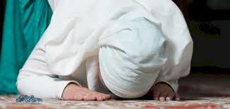 ما اﻟﻔﺮﻕ ﺑﻴﻦ ﺗﻜﻔﻴﺮ اﻟﺴﻴﺌﺎﺕ ﻭﻣﻐﻔﺮﺓ اﻟﺬﻧﻮﺏ؟