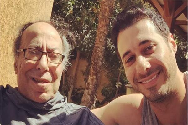أول رد من أحمد السعدني على شائعة وفاة والده