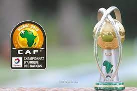 الجزائر تدعو أساطير الكرة الأفريقية لحضور أمم أفريقيا للمحليين