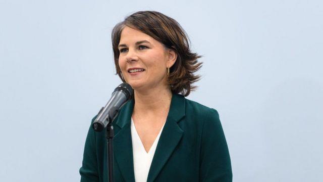 القاهرة الإخبارية: وزيرة خارجية ألمانيا تجري زيارة مفاجئة إلى كييف