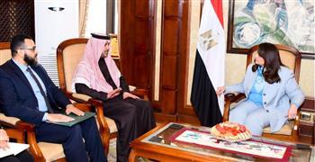 وزيرة الهجرة تستقبل الملحق العمالي السعودي بالقاهرة
